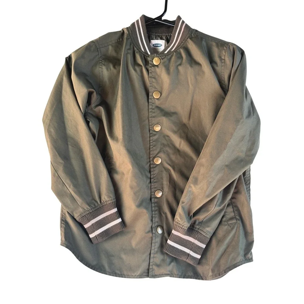 Old Navy Boys Olive Green Bomber Jacket Size M 8‎ Snap Button Varsity Coat Kids